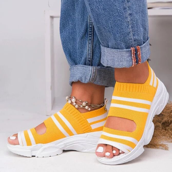 Women's knitted sandals